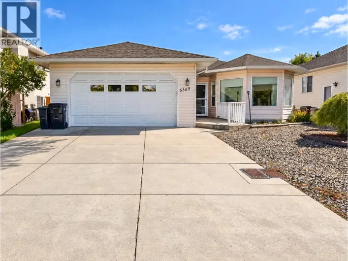 House for sale: 5309 21 Street, Vernon