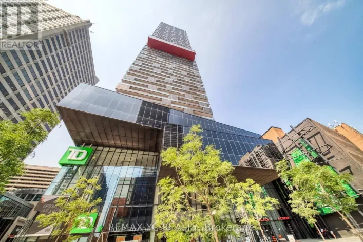 5309 - 8 EGLINTON AVENUE E, Toronto