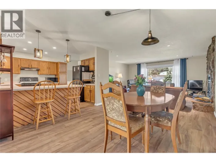 531 3rd Avenue, Keremeos