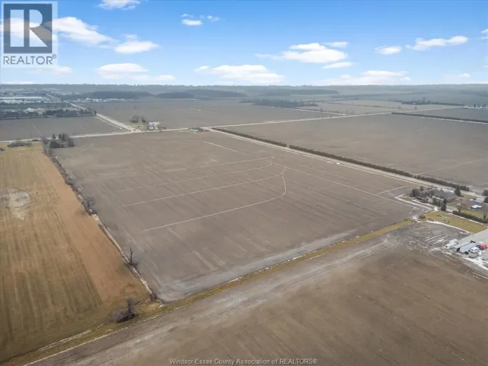 531 COUNTY RD 42, Lakeshore