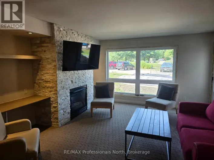 Apartment for rent: 53-108 - 1235 DEERHURST DRIVE, Huntsville