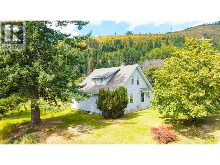 5315 Cory Road, Wynndel