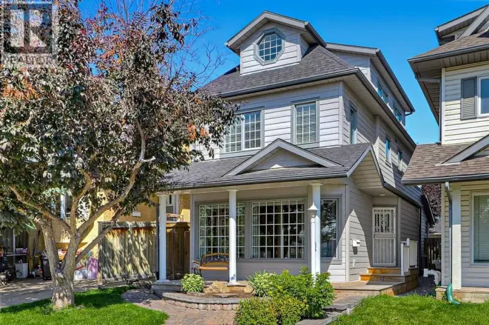 532 54 Avenue SW, Calgary