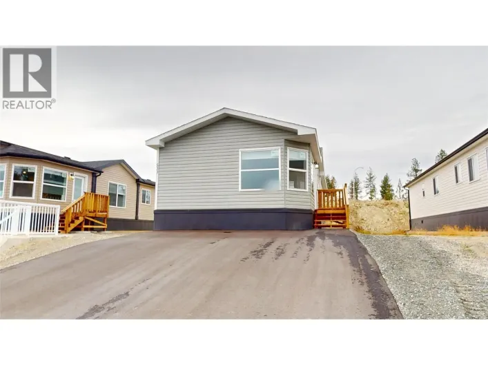 533 Steepleview Avenue NW, Cranbrook