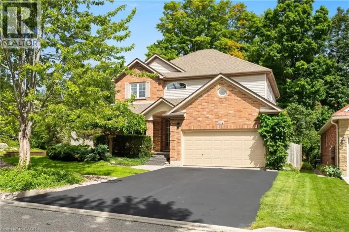 House for sale: 534 BIRCHLEAF Walk, Waterloo