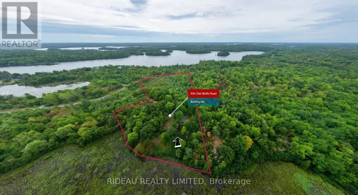 534 OAK BLUFFS ROAD, Frontenac