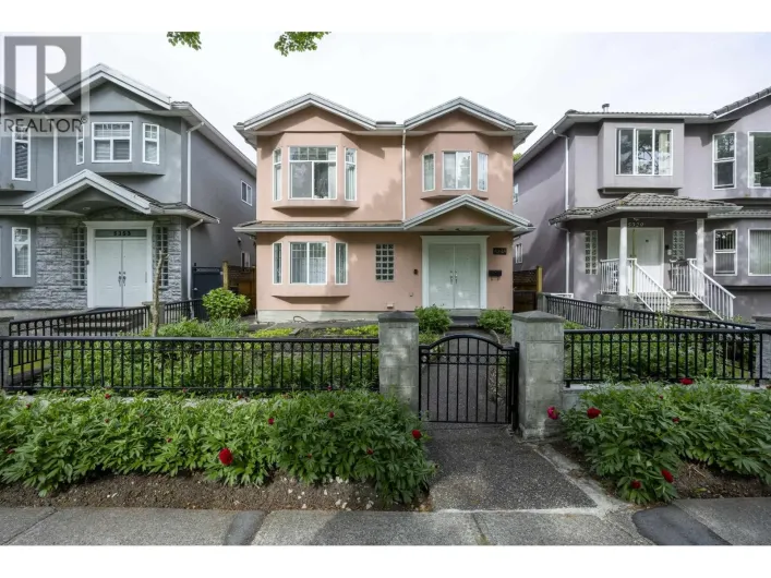 5345 WALES STREET, Vancouver