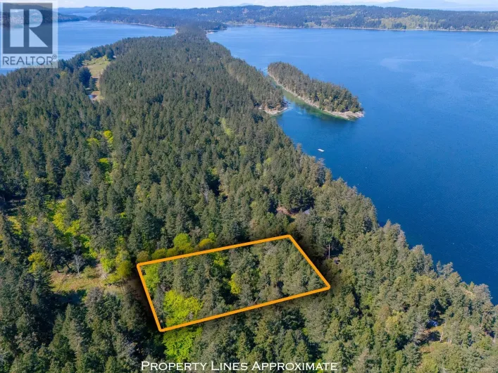 535 Cardale Rd, Decourcy Island