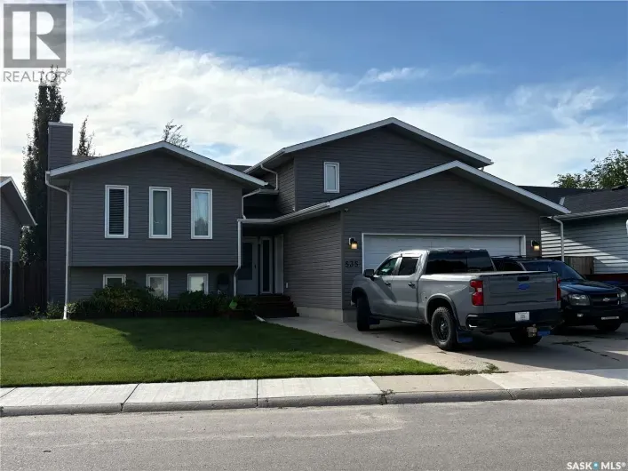 House for sale: 535 LaLoche ROAD, Saskatoon