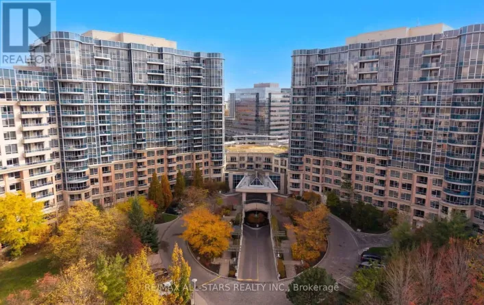 536 - 33 COX BOULEVARD, Markham