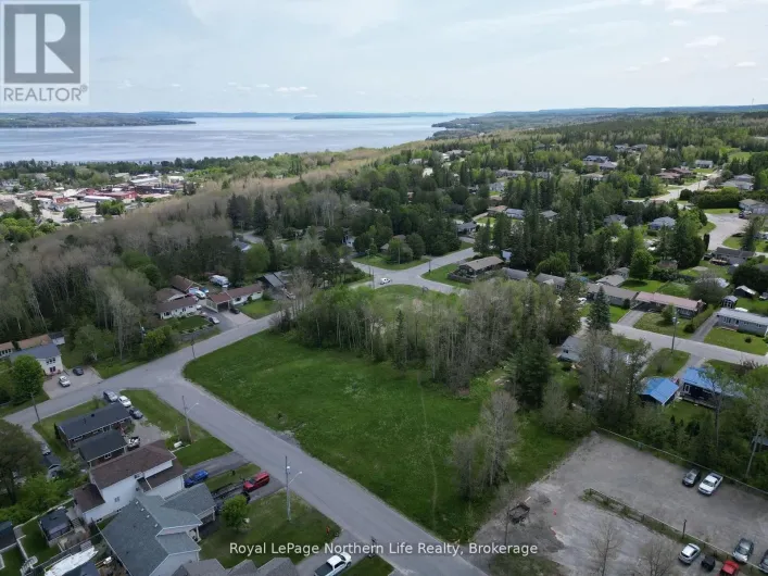 536 MCCAMUS AVENUE, Temiskaming Shores