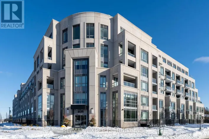 537 - 2075 KING ROAD, King