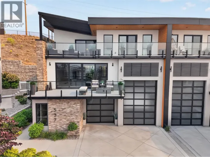 537 Hawes Court, Kelowna