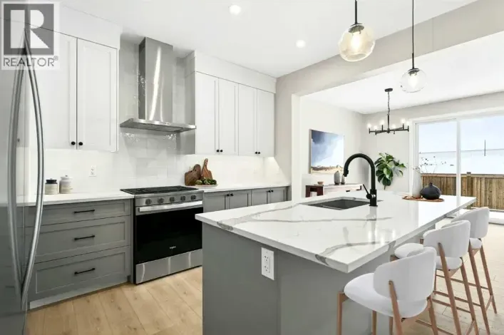 537 Sawgrass Green NW, Airdrie