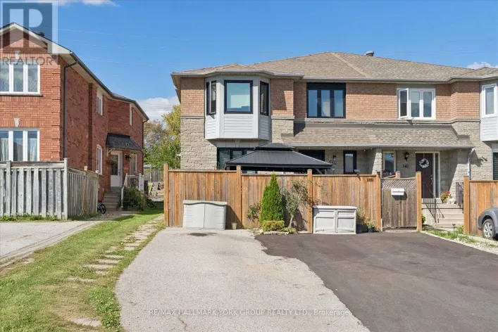 537 WALPOLE CRESCENT, Newmarket