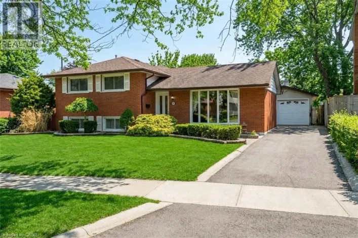 5376 SPRUCE Avenue, Burlington