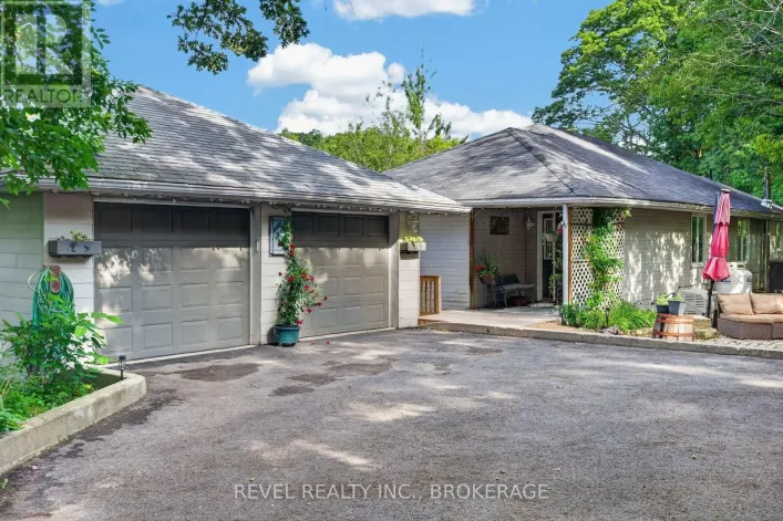 5383 RIDEAU ROAD, Frontenac