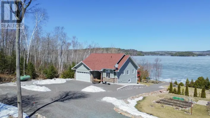 539 Leisure Bay RD, Blind River