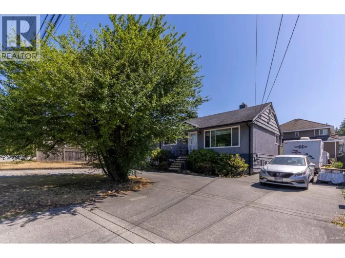 539 SCHOOLHOUSE STREET, Coquitlam