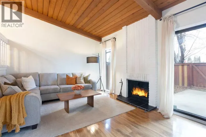 54, 10030 Oakmoor Way SW, Calgary