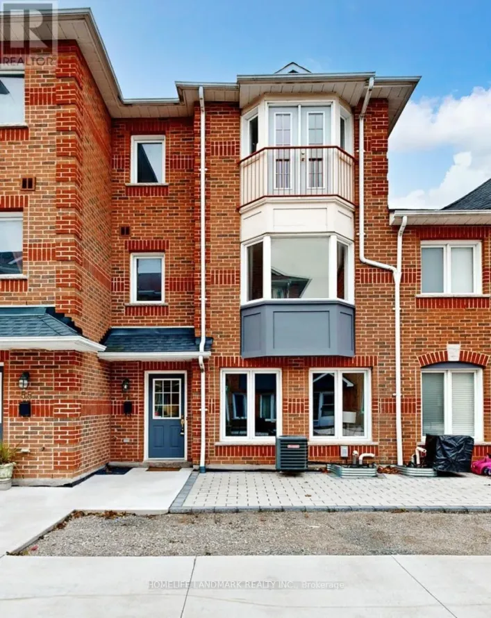 54 - 151 TOWNSGATE DRIVE, Vaughan