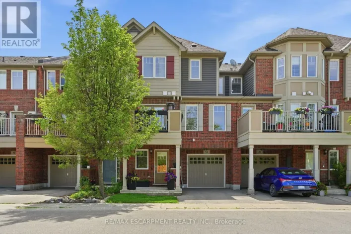 54 - 3050 ROTARY WAY, Burlington