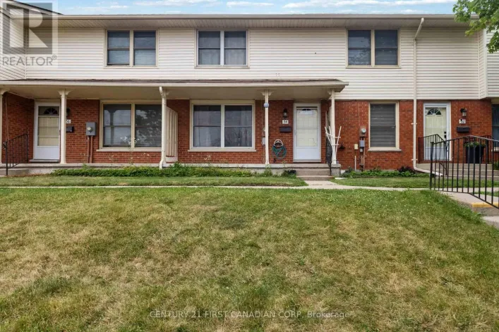 54 - 51 SHOLTO DRIVE, London South