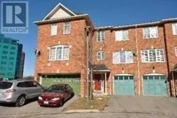 54 - 80 ACORN PLACE, Mississauga