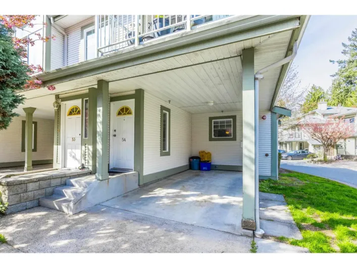 54 8892 208 STREET, Langley