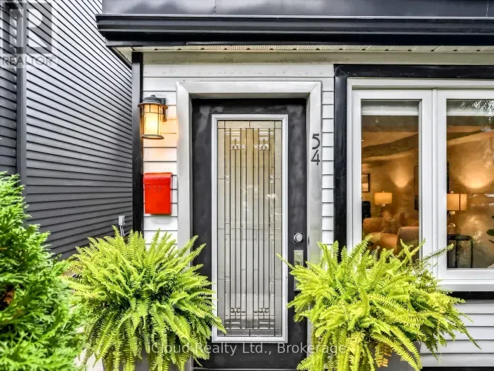 54 ARUNDEL AVENUE, Toronto