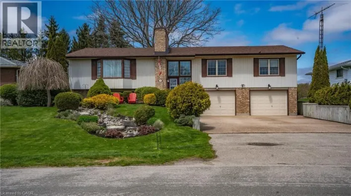 54 BEE Street, Booth's Harbour