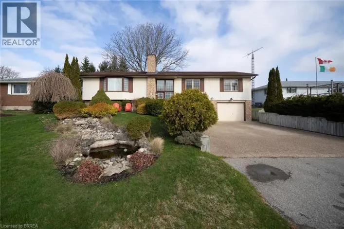 54 BEE Street, Booth's Harbour