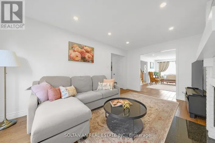 54 BRAEBURN DRIVE, Markham