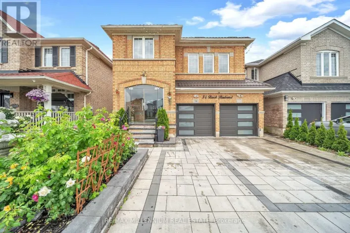 54 BUICK BOULEVARD, Brampton