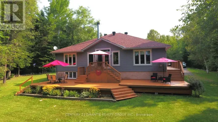 54 CEDAR DRIVE, Hastings Highlands