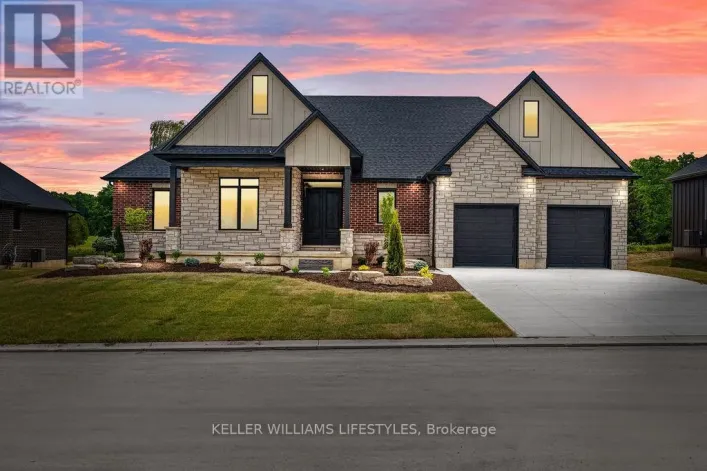 54 EAST GLEN DRIVE, Lambton Shores