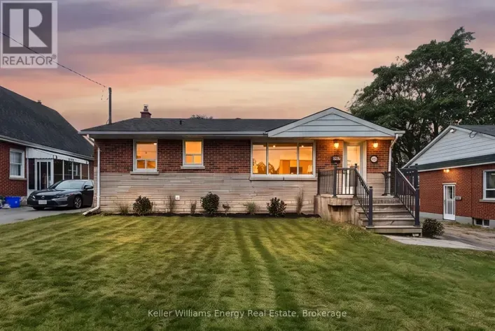 54 EASTLAWN STREET, Oshawa