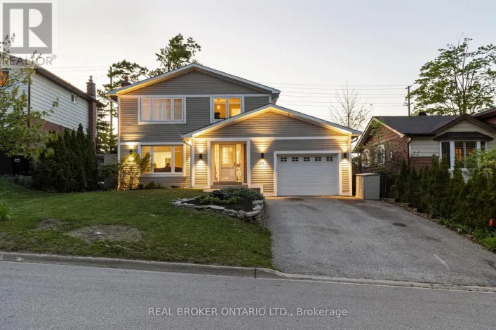 54 FARMINGDALE CRESCENT, Barrie
