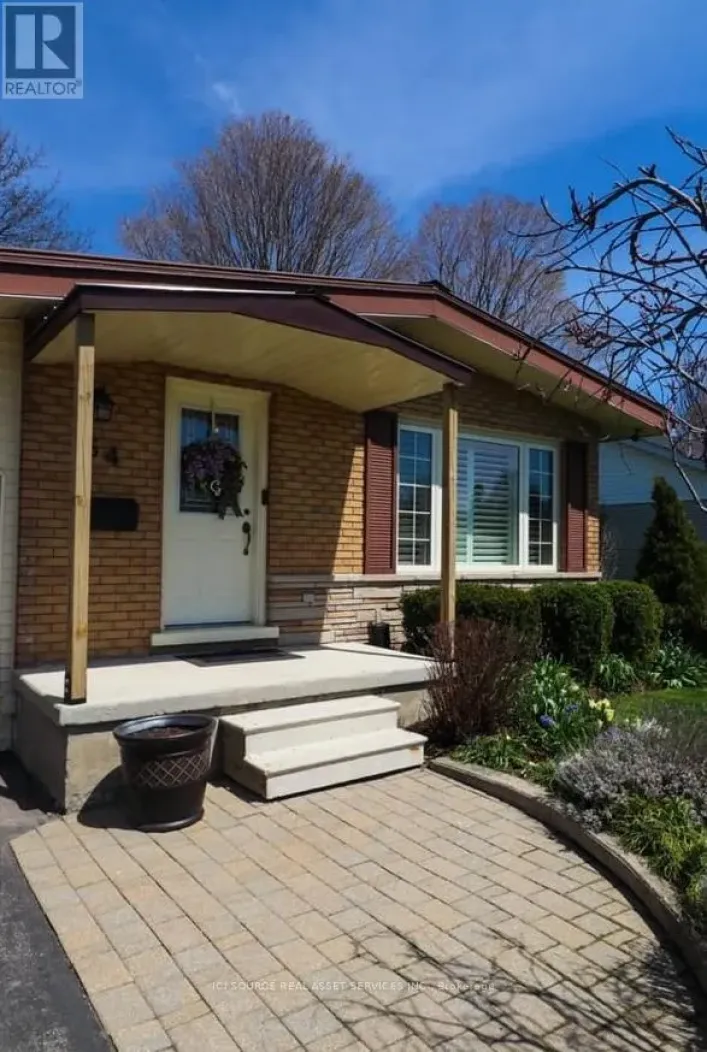 54 FIRST STREET W, Woolwich