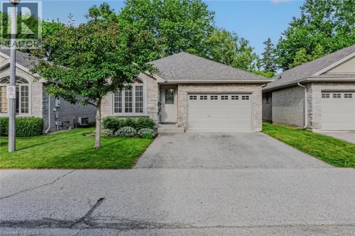 54 GLENWOOD Drive Unit# 3, Brantford