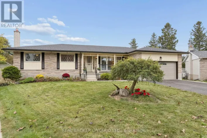 House for sale: 54 HAMPTON PLACE, Kitchener