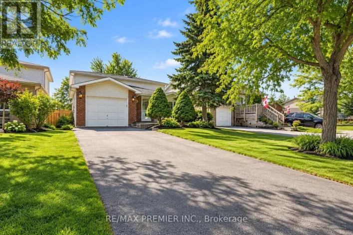 54 HERSEY CRESCENT N, Barrie