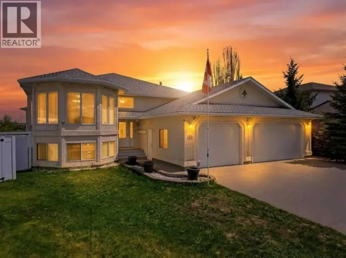 54 Lord Close, Red Deer