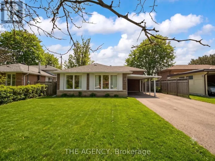 54 MANORGLEN CRESCENT, Toronto