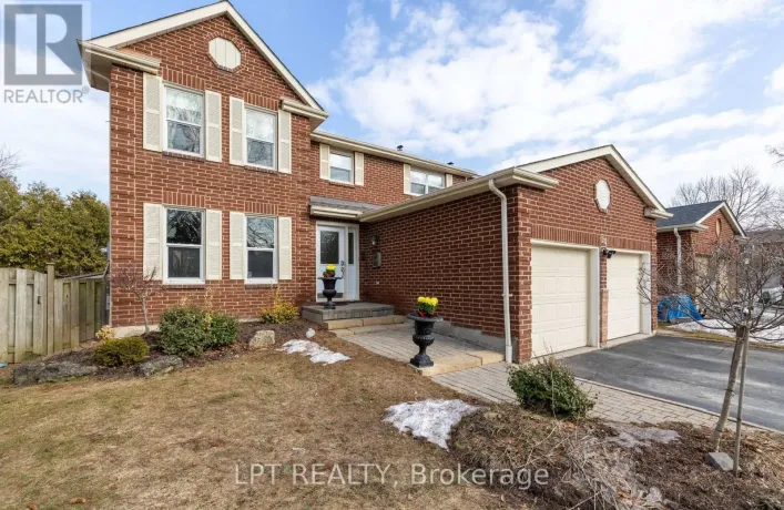 54 MEYER CIRCLE, Markham