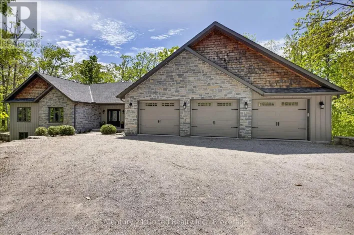 54 MITCHELL CRESCENT, Trent Lakes