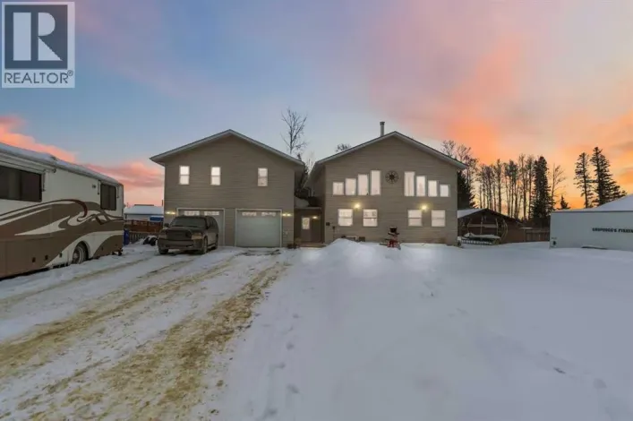 54 Poplar Crescent, Gregoire Lake Estates