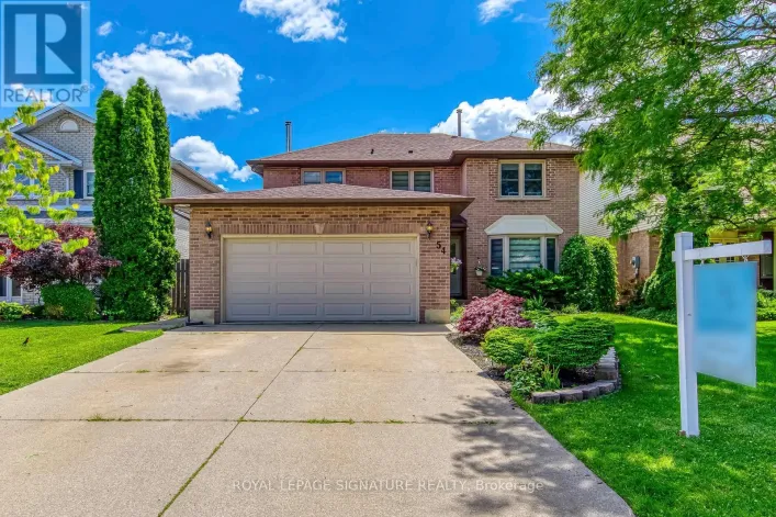 54 RANDOLF COURT, Hamilton