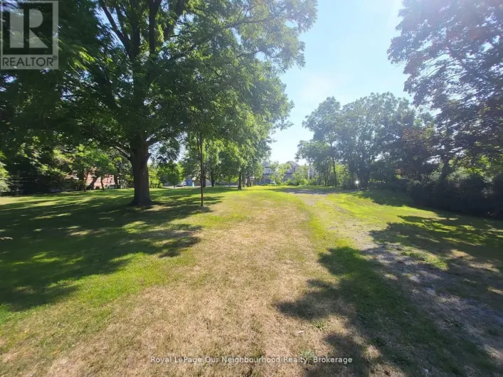 54 REDFERN CRESCENT, Clarington