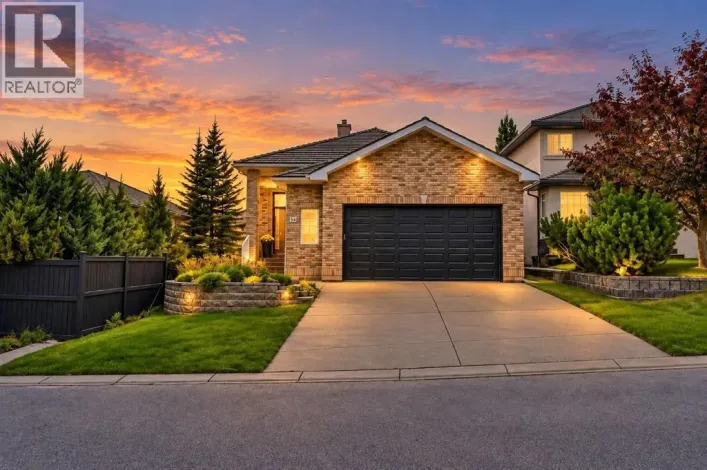 54 ROYAL CREST Way NW, Calgary